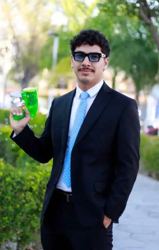 MaryCarmen Solórzano